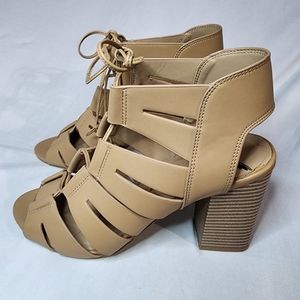 Penny Loves Kenny Women's Lace Up, Ankle High, Heel Heeled Sandal.